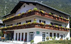 Haus Alpenrose